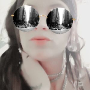 Meet your Posher, Jamie